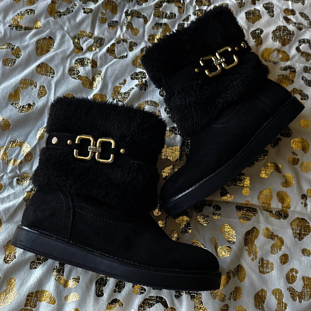 Guess sale boots fur