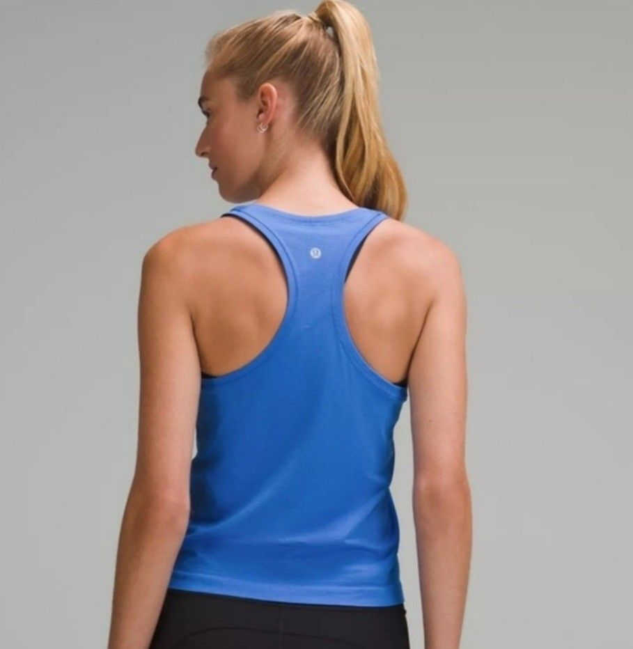 Lululemon Athletica Swiftly Tech Razor Back Blue Yoga Tank Top Workout  Shirt Womens Size 8 10 medium large, Women's Fashion, Clothes on Carousell