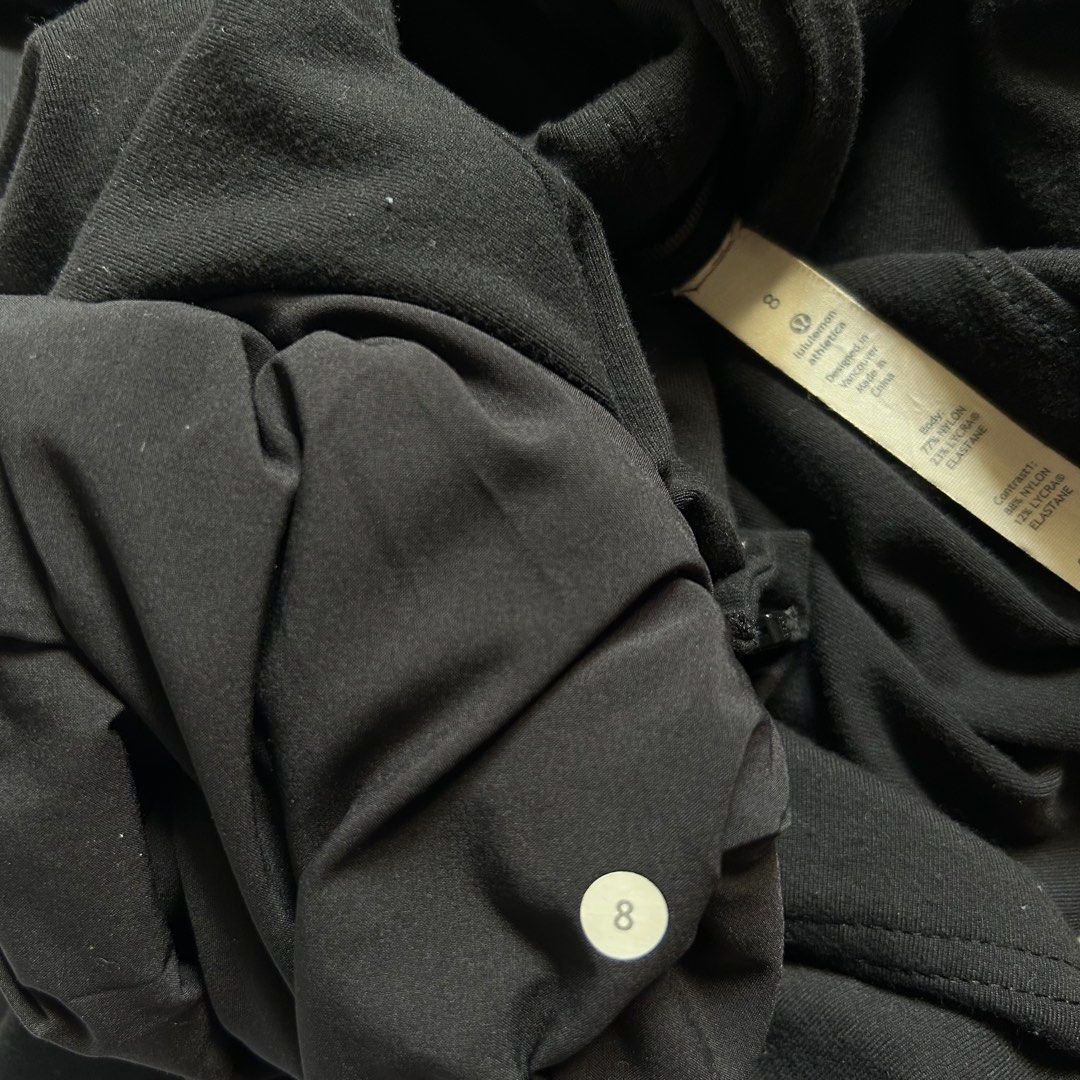Lululemon black hooded define jacket, size 8. Does - Depop