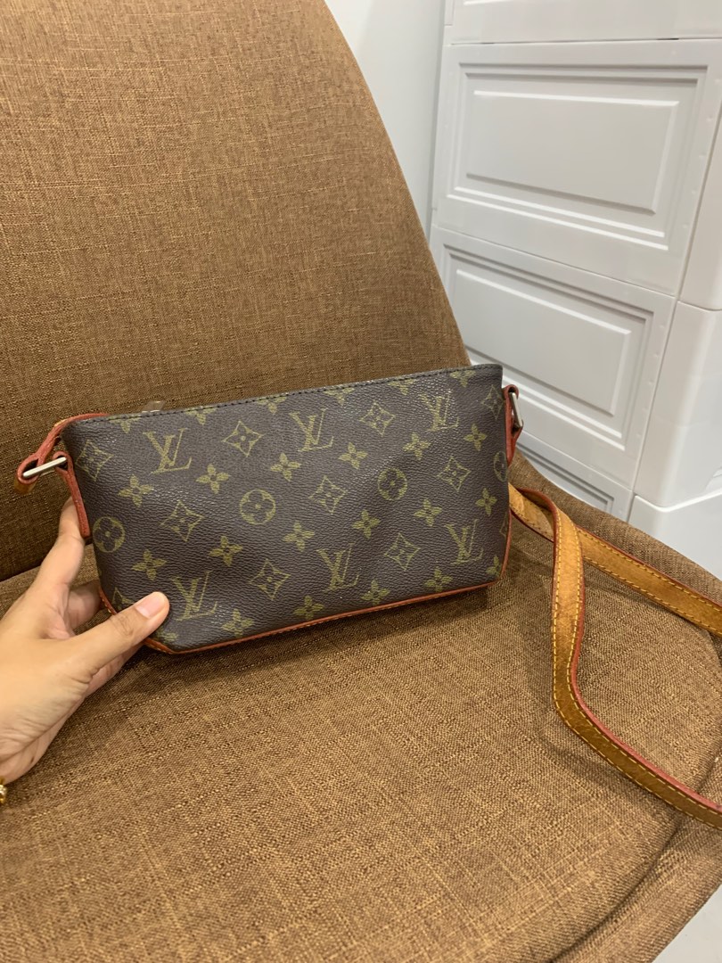 Lv shop slim bag