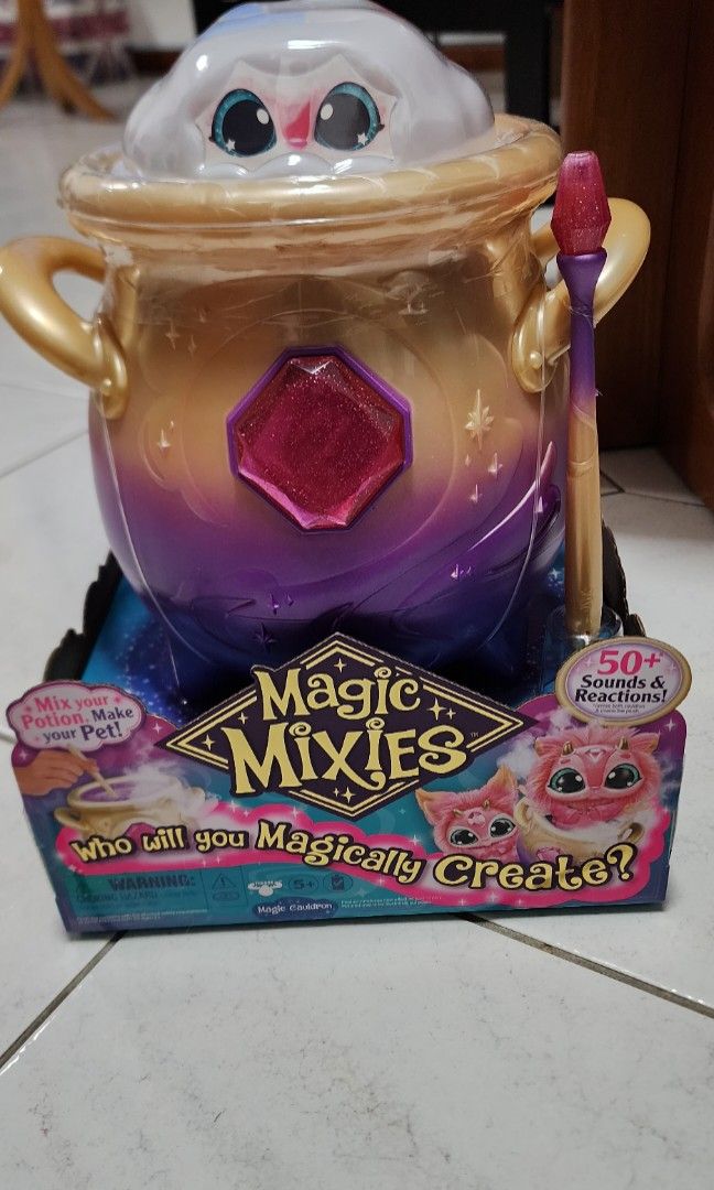 Magic Mixies Magic Cauldron with Real Mist - Pink