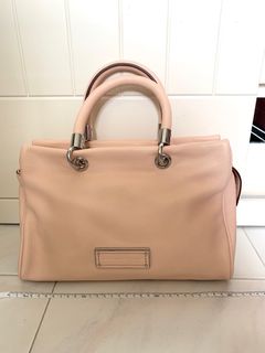 （分類：）位於 。 由 sososo08 提交（商品編號 1277456619，圖片 1）。簡介： 。