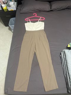 (Category: ) located in . Submitted by seesee11 (Listing ID 1277558330, Image 1). Description: .