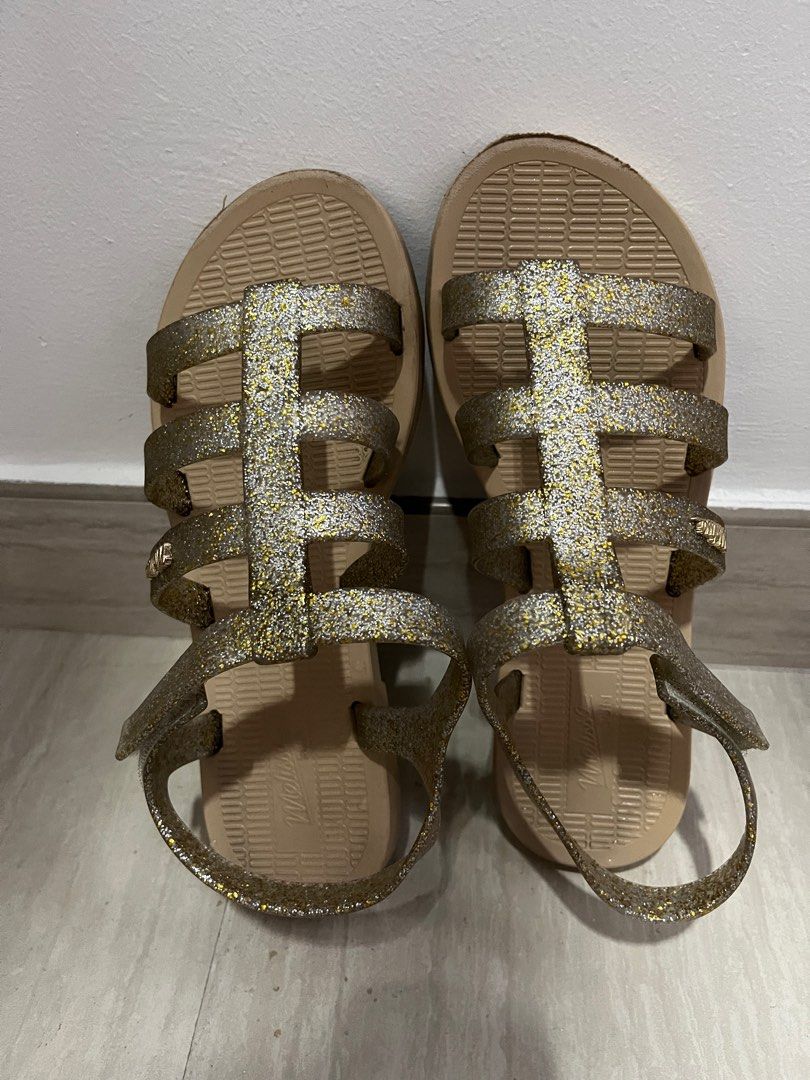 Gold sandals size 5 hot sale