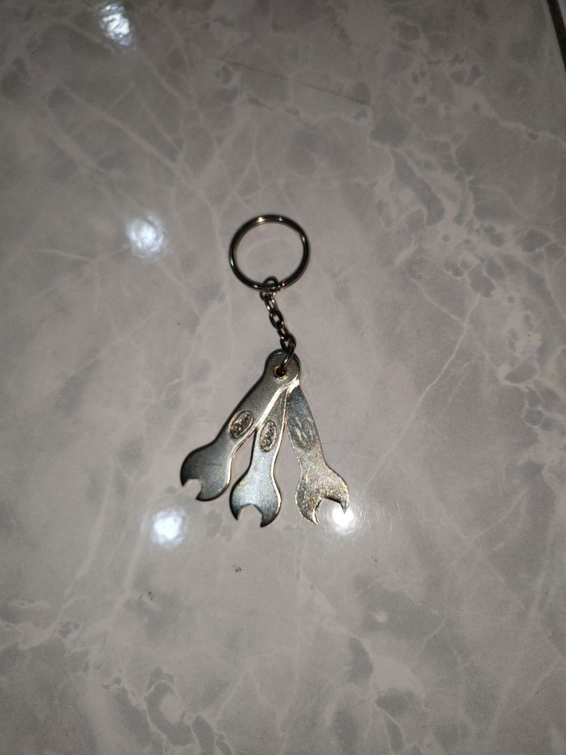 Mini Spanner Keychains (Category: Handmade Craft) located in Klang. Submitted by bluewest_matrix (Listing ID 1277501695, Image 1). Description: it is really usable. especially for emergency case..