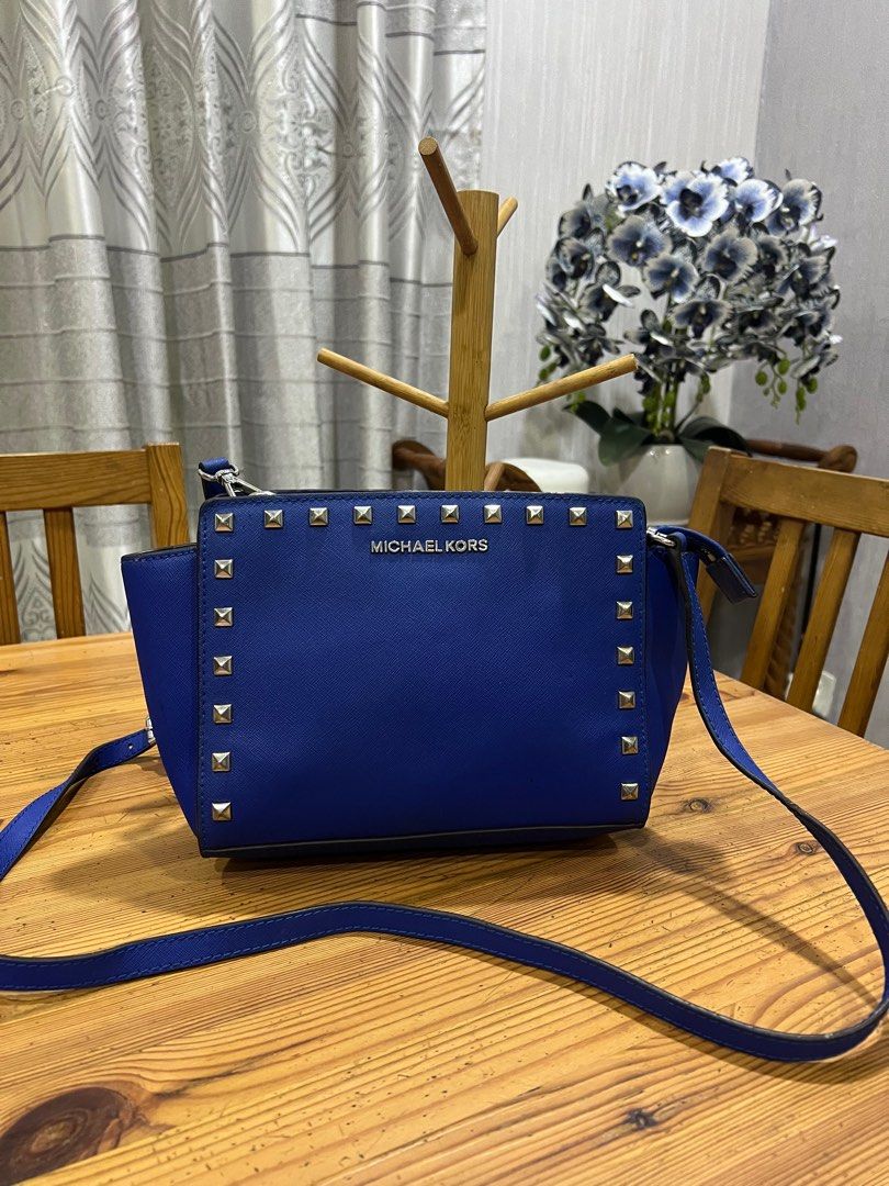 MK Selma Messenger Studded Blue Women s Fashion Bags Wallets Cross body Bags on Carousell