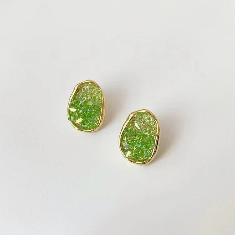 Raw discount stone studs