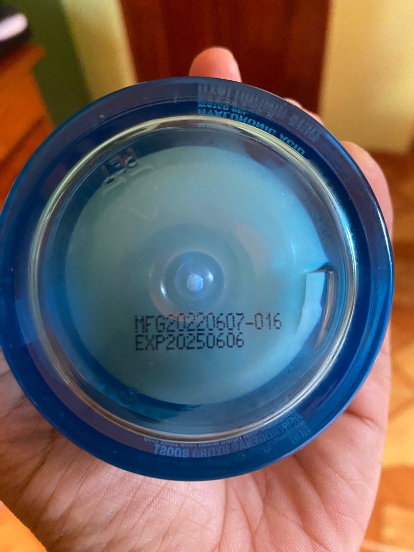 NEUTROGENA HYDRO BOOST WATER GEL (Category: Face Care) located in Tuguegarao City. Submitted by ezra1297 (Listing ID 1277489802, Image 2). Description: Halos puno pa. .