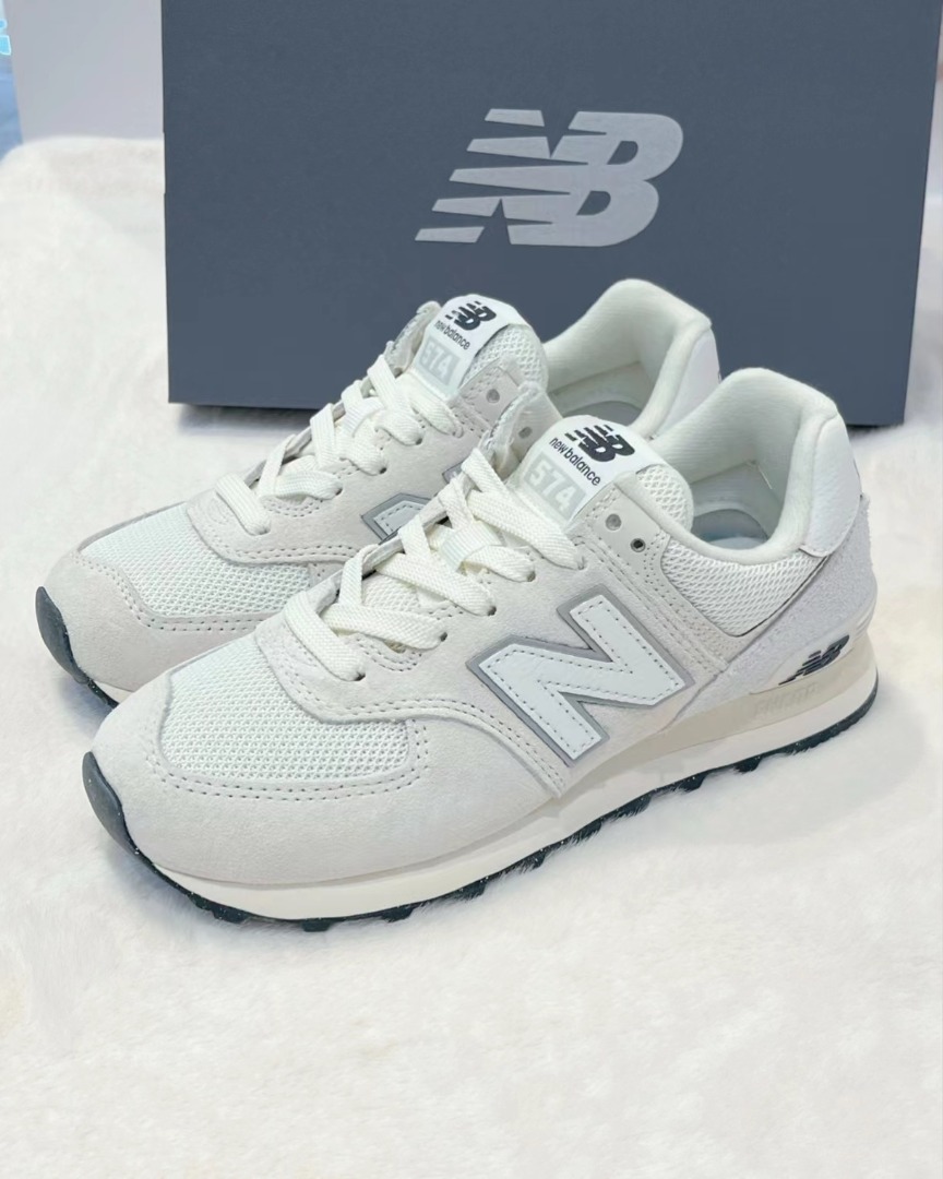 New balance 674 white hot sale