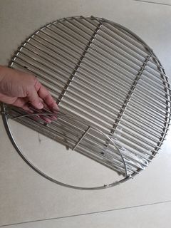 New Heavy Duty Solid Replacement Stainless Steel 18.5 Inches Round Cooking Grate Cooking Grid Fit for Weber Jumbuck Coolabah Char Griller Charbroil  etc Grill and Other Grills with Side Open for easy Charcoal Feed BBQ Ribs Fish Pork Beef Veggies