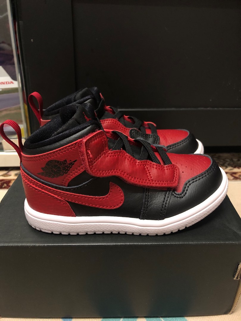 Nike jordan sales 1 mid alt