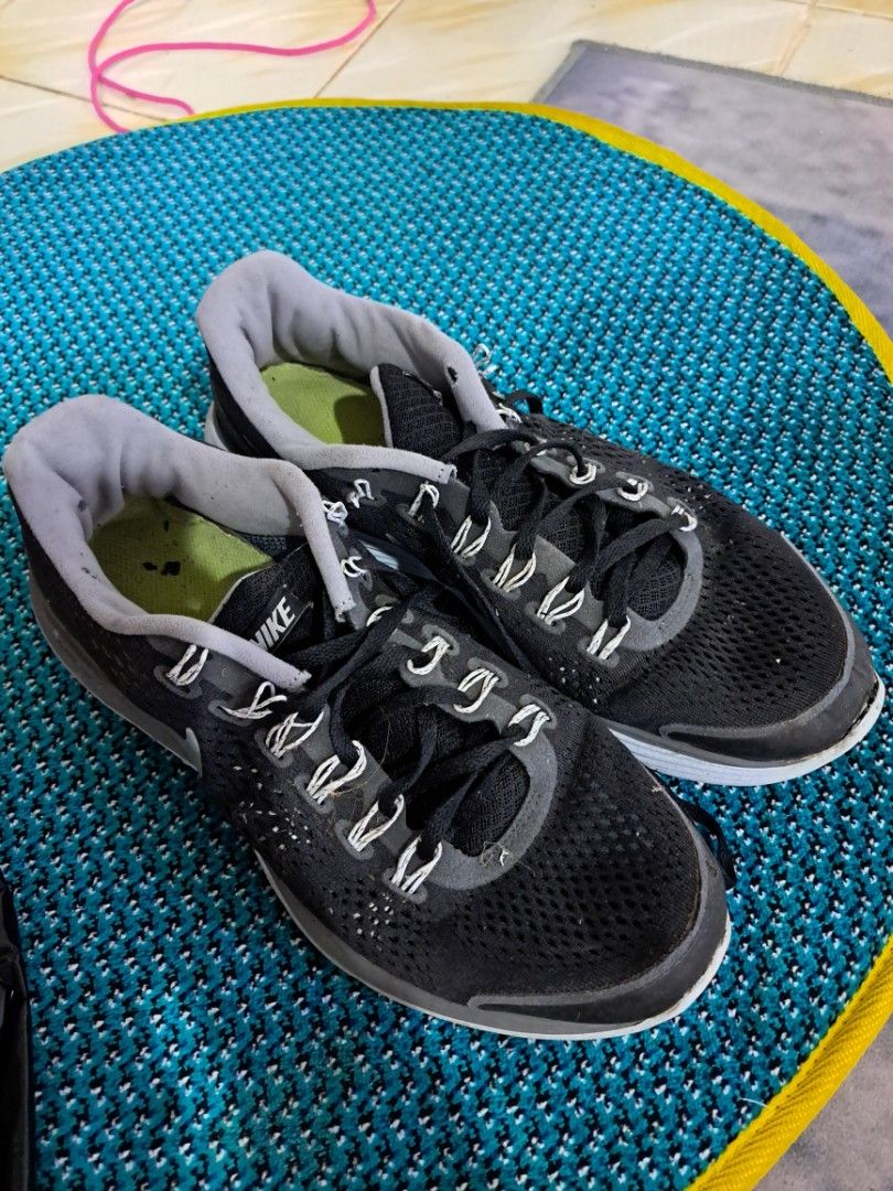 Nike lunartempo 2 running shoes black Men s Fashion Footwear