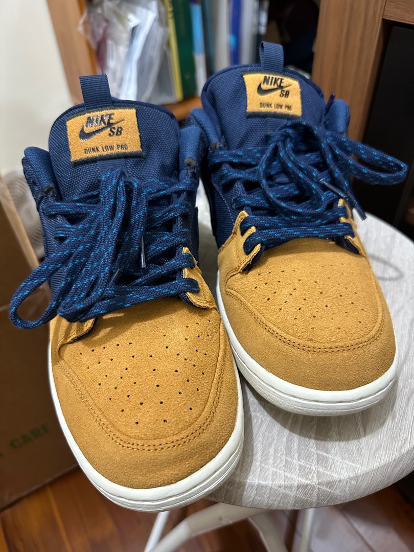 NIKE SB DUNK LOW PRO PRM (US:10.5), 男裝, 鞋, 波鞋- Carousell