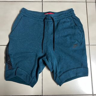 Nike fleece discount shorts men's sale