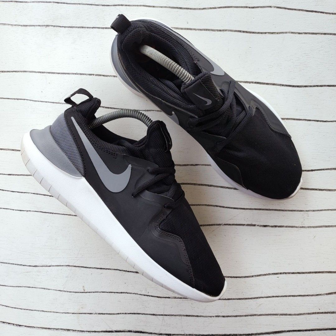 Men's nike sales tessen sneakers