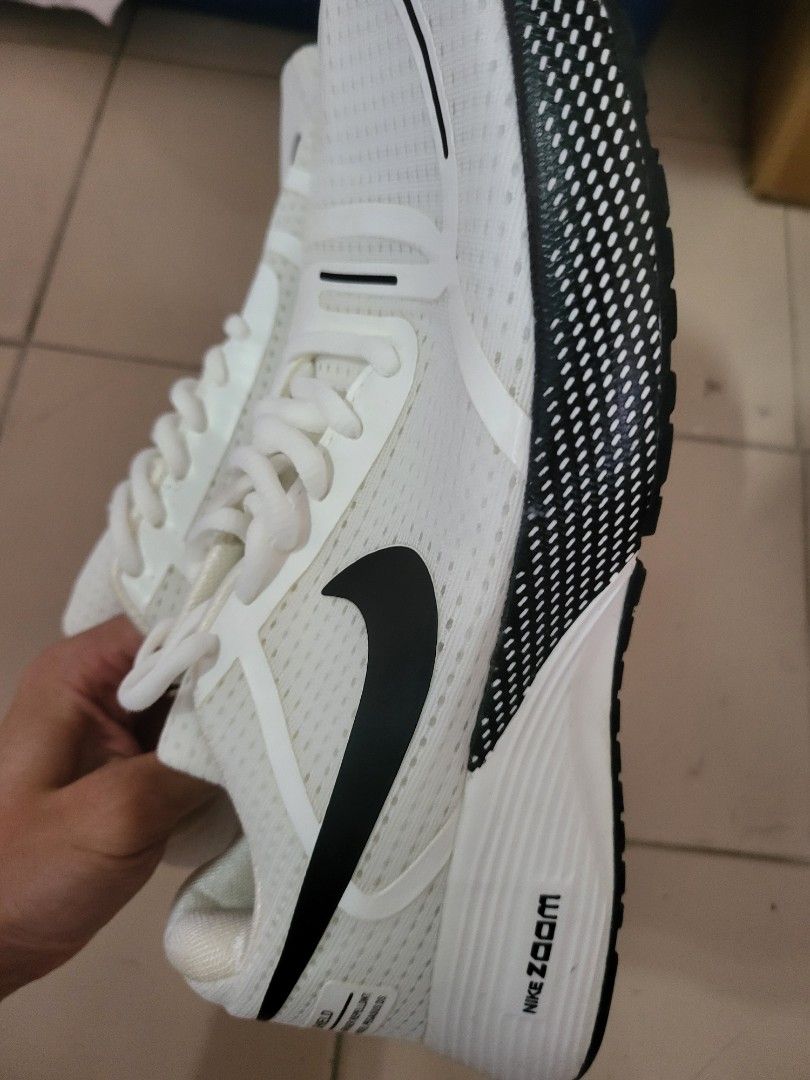 mens nike zoom white
