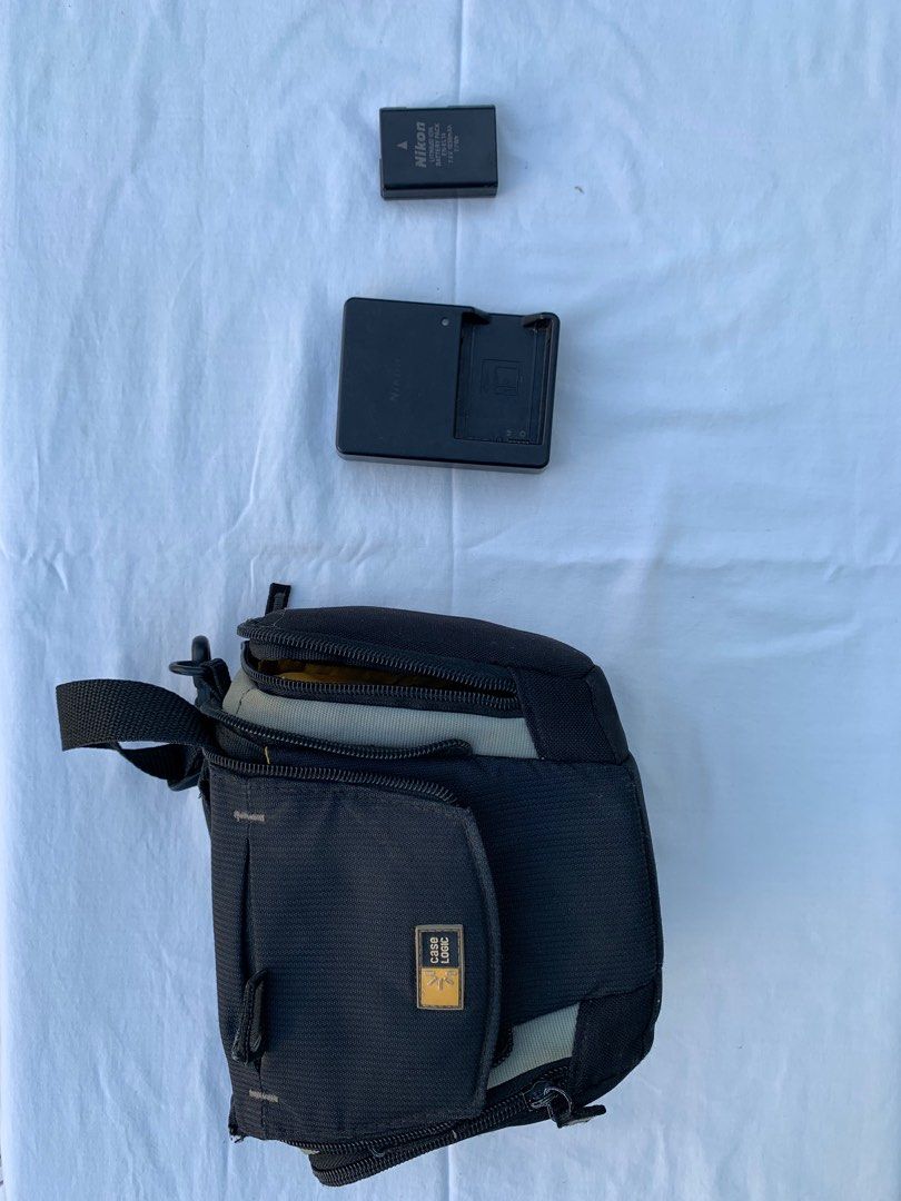 Nikon D3200 (Category: Cameras) located in Santa Ana. Submitted by hao.ming (Listing ID 1277550645, Image 3). Description: 2017 Nikon D3200 Background: The Nikon D3200 D3200 is a 24.2-megapixel DX-format digital SLR Nikon F-mount camera officially launched by Nikon on April 19, 2012. It is marketed as an entry-level DSLR camera for beginners and experienced DSLR enthusiasts looking for higher specs and performance. Reference: https://academic-acc