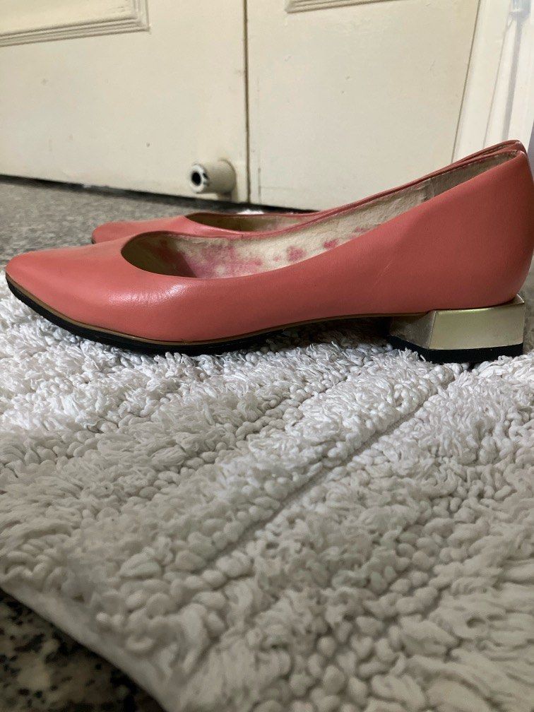 Nine west pink flats hotsell