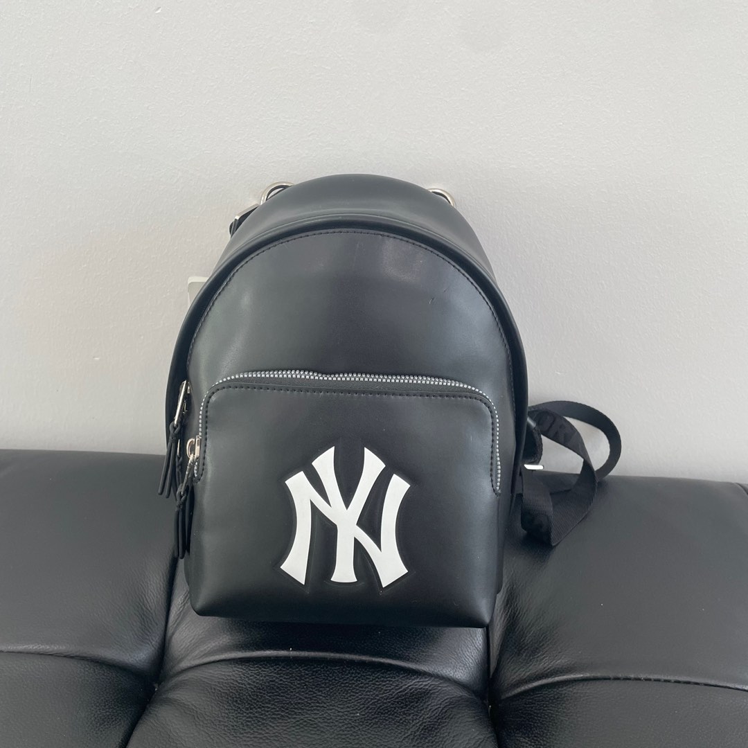 Ny hotsell yankees backpack