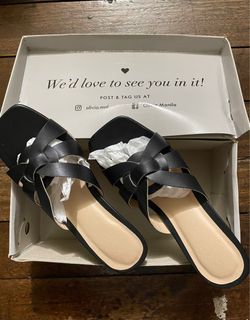 (Category: ) located in . Submitted by shopdeclutterrepeat (Listing ID 1277369477, Image 1). Description: .