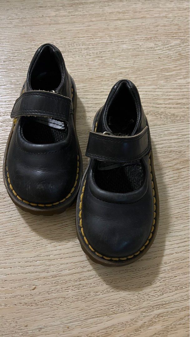 Dr marten deals baby shoes