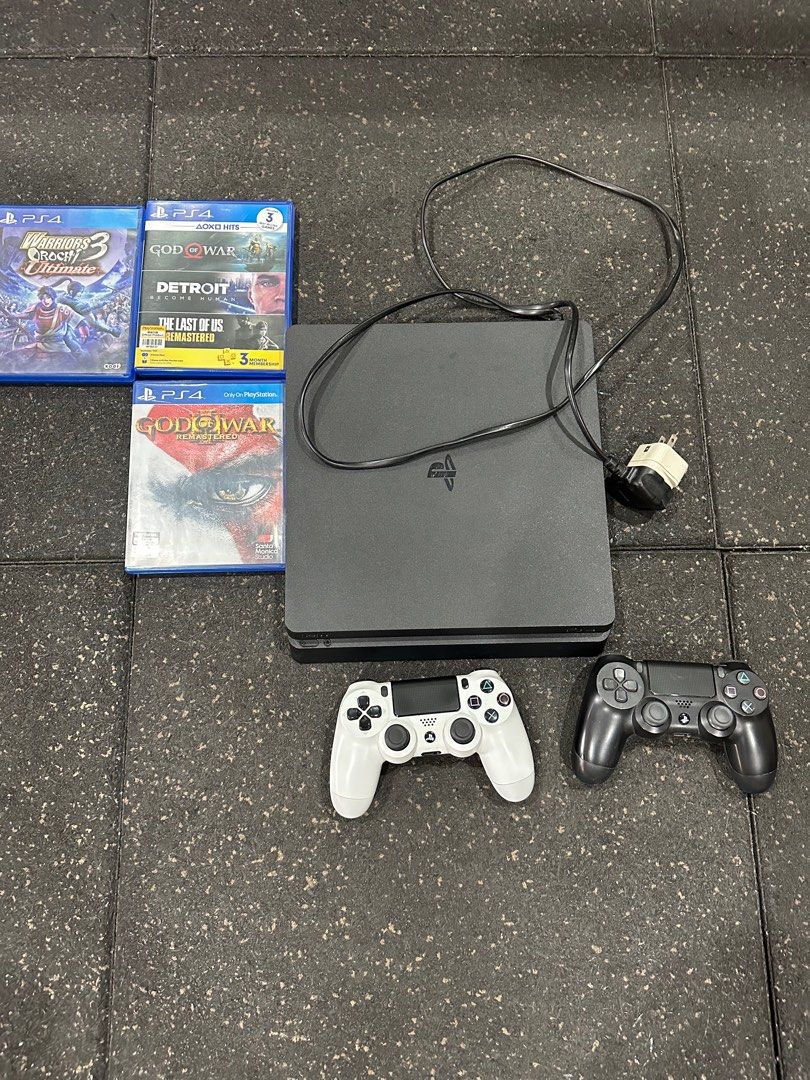 Playstation 4 Slim (Category: PlayStation) located in Quezon City. Submitted by noellecmercado (Listing ID 1277379187, Image 1). Description: Playstation 4 Silm 500gb With games included and 2 controllers.
