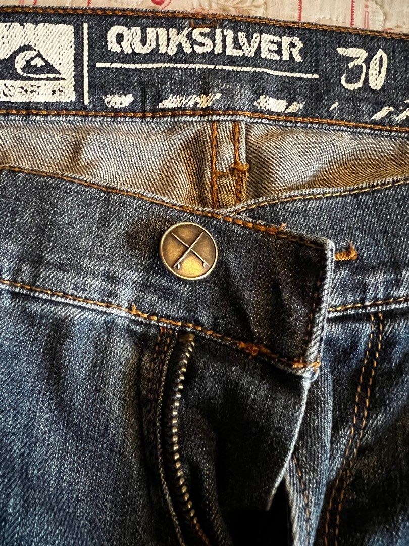 Quiksilver jeans store