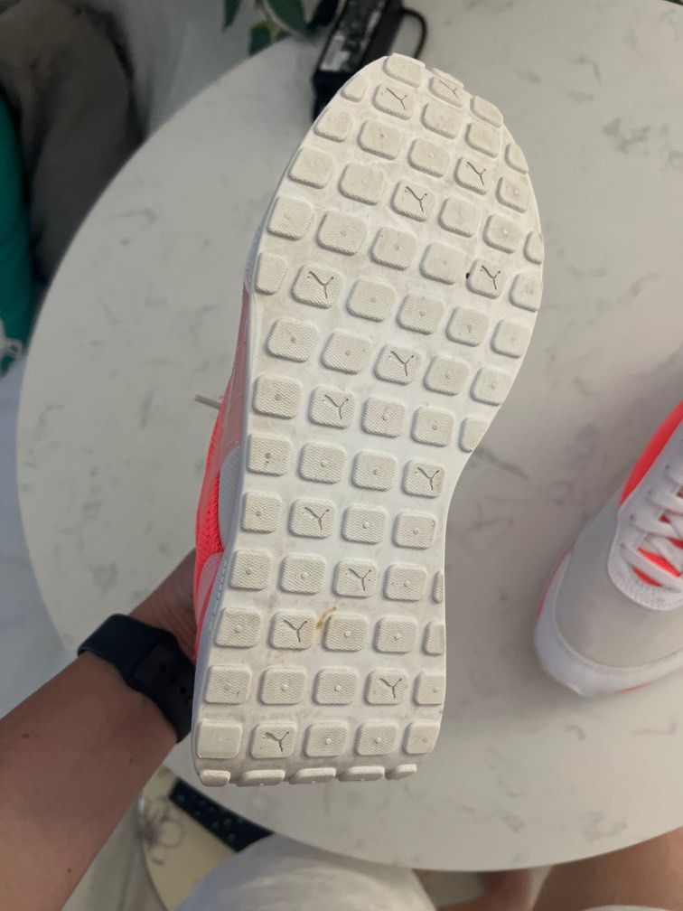 Puma trainers outlet size 5