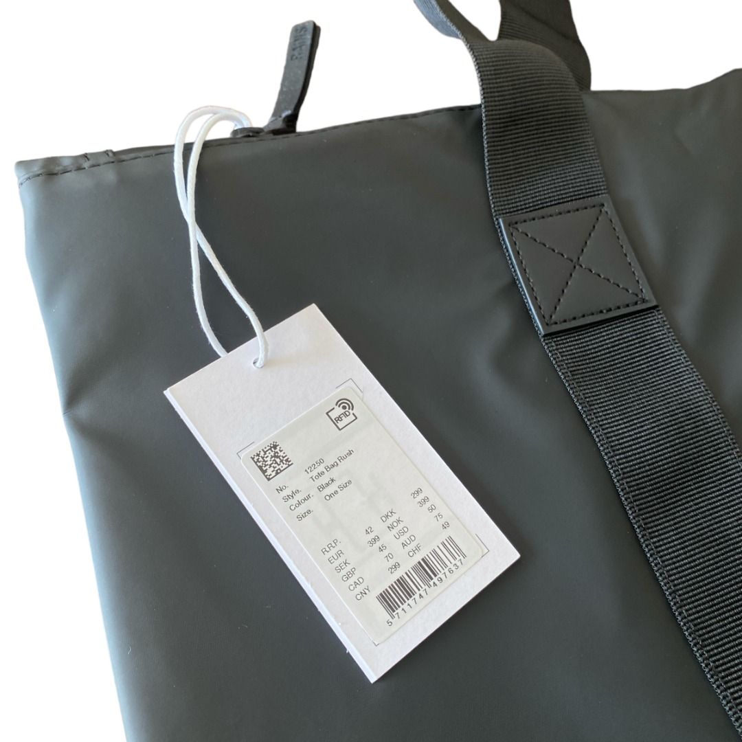 Rains tote best sale bag black