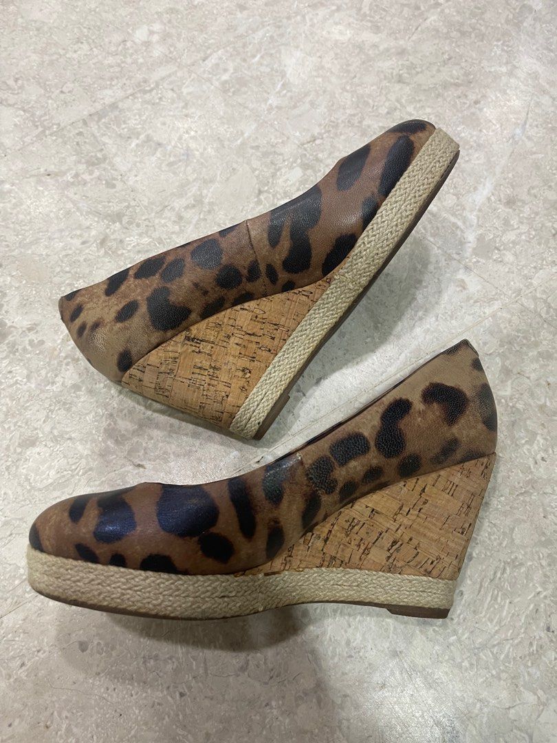 Cheetah discount print wedges