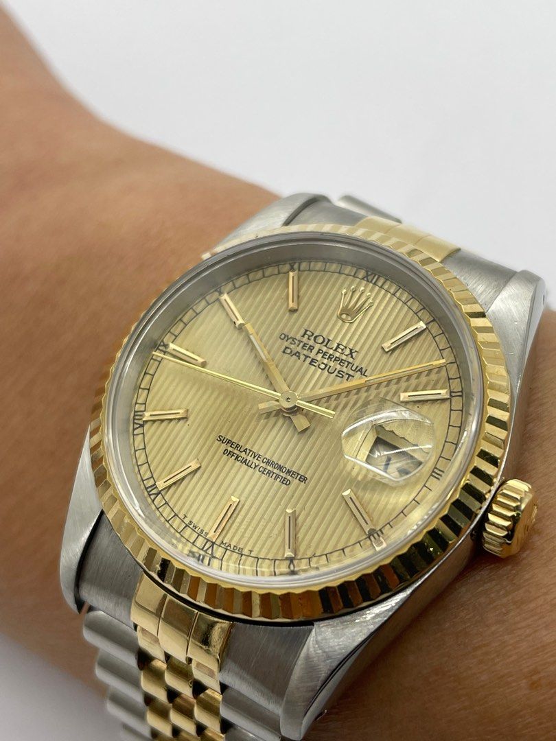 Gold date just sales