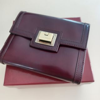 Ferragamo wallet price philippines store
