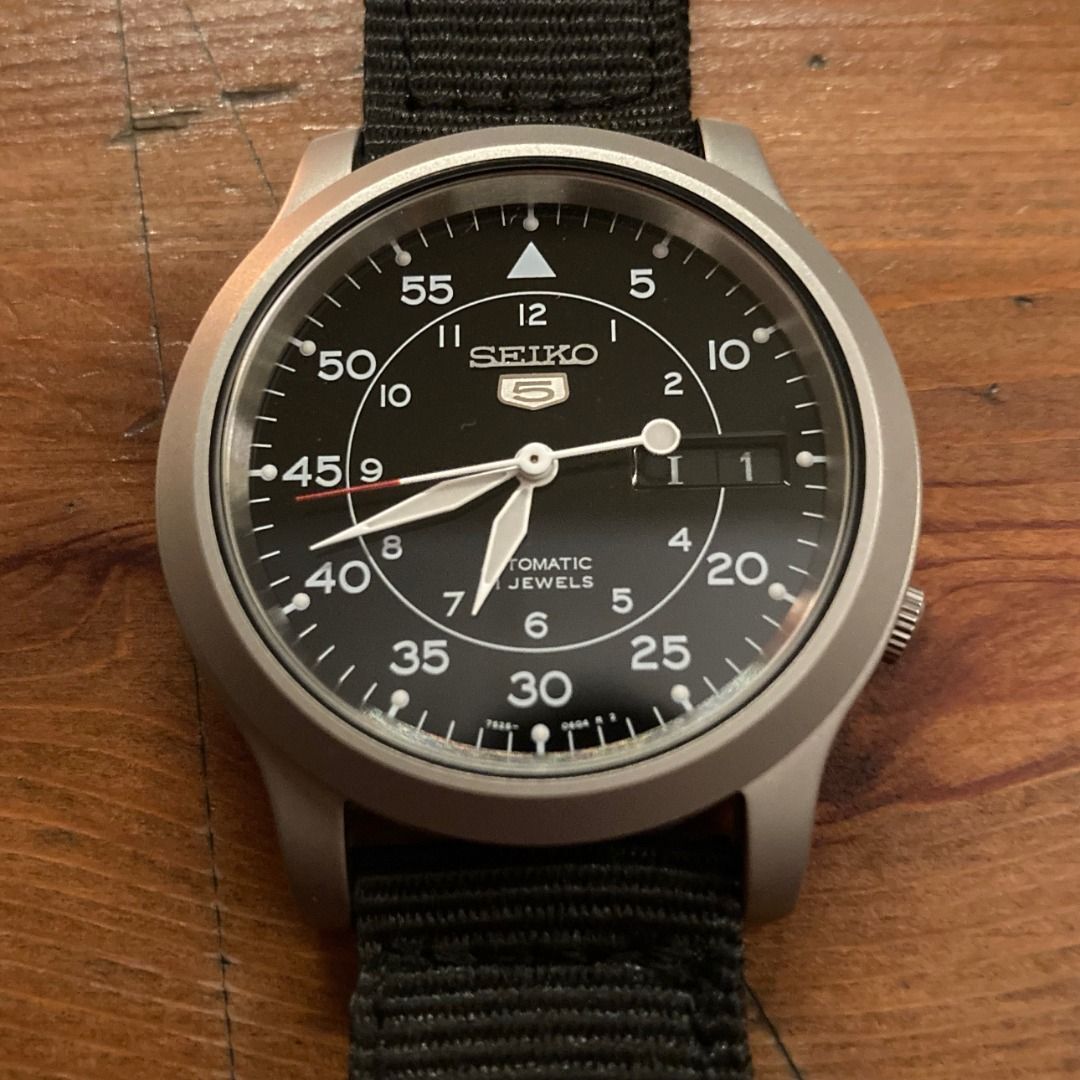 Seiko snk809 best sale