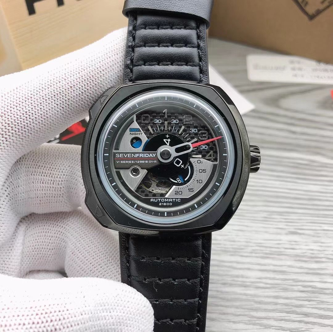 Sevenfriday v3 online