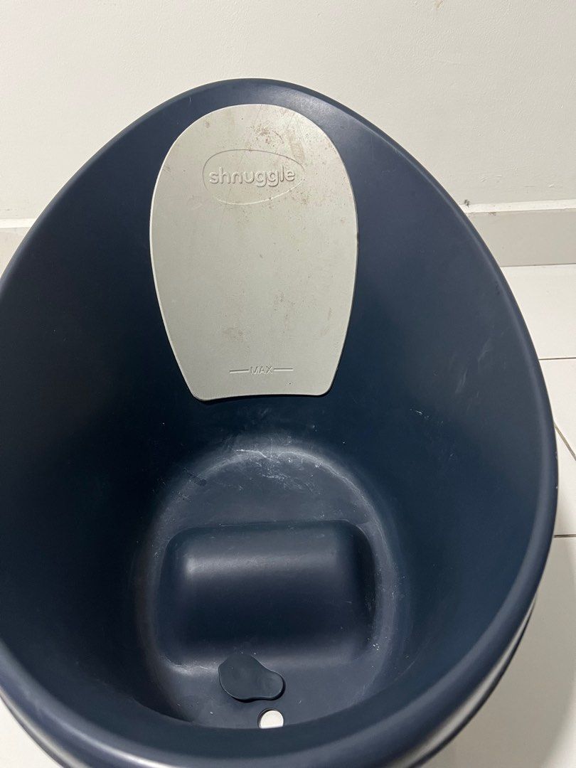 Shnuggle Baby Bath Tub with Plug for Newborn, Babies & Kids, Bathing