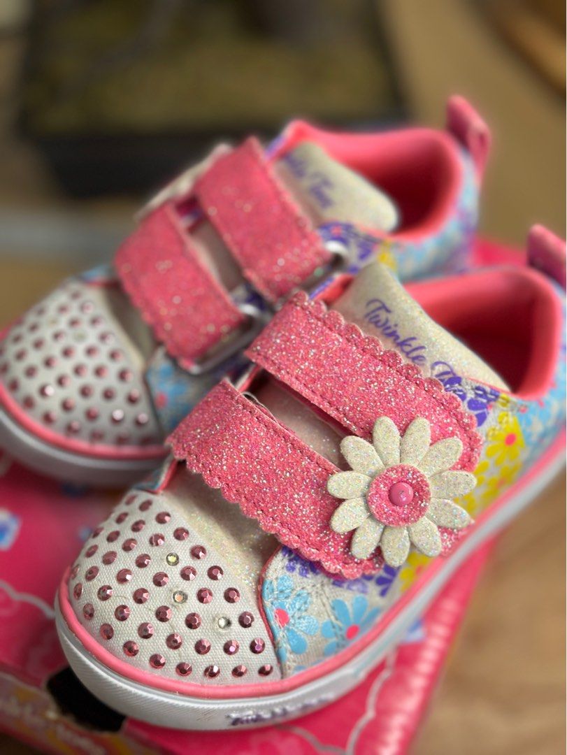Infant girls deals skechers