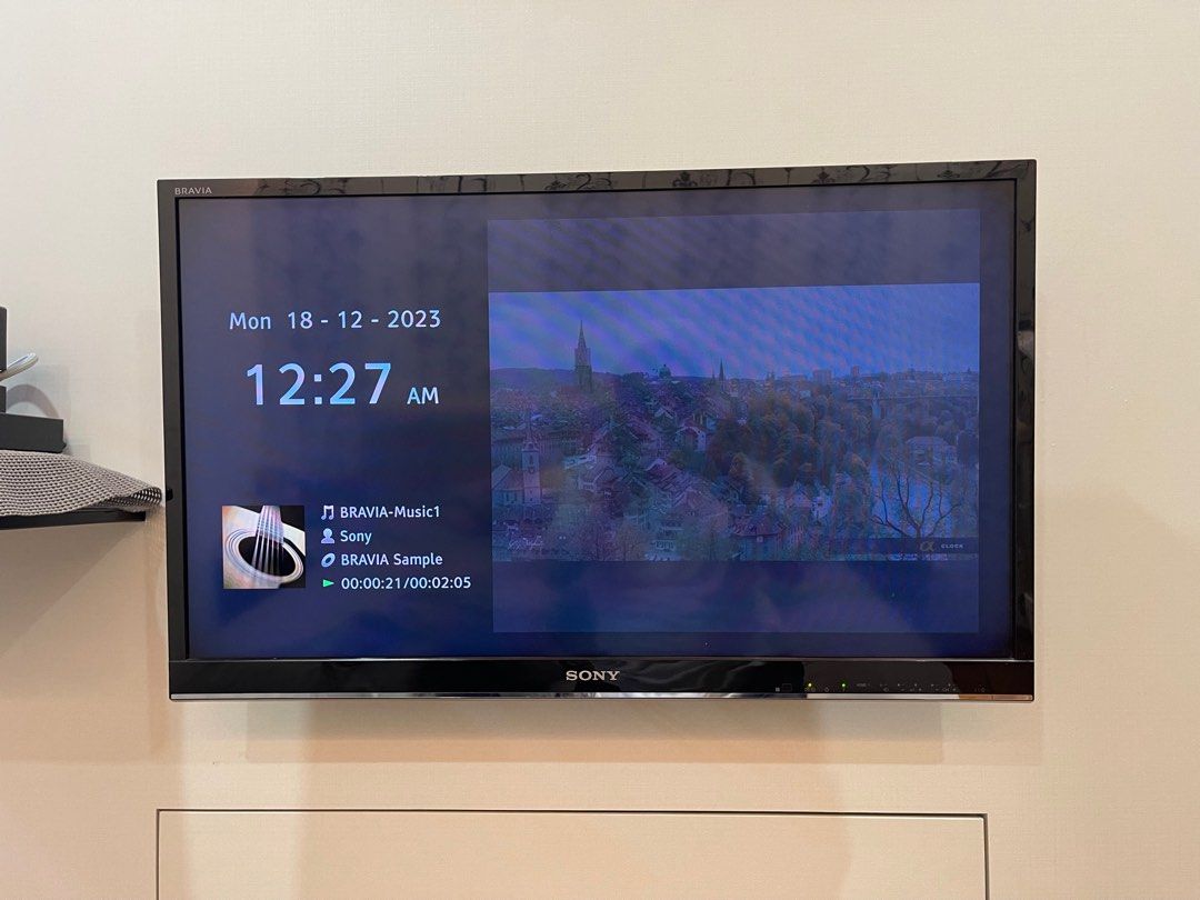 Sony led tv model klv32ex330 (price reduced), TV & Home Appliances, TV