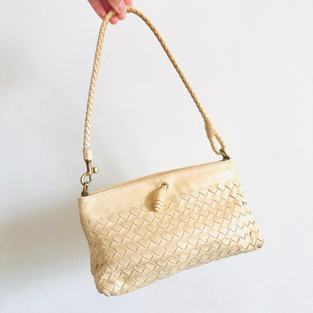 STEAL Bottega Veneta BV Intrecciato Beige GHW Nappa Woven Leather Hobo Baguette Shoulder Sling Bag Authentic