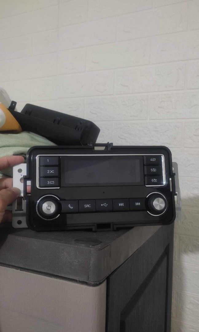 Mitsubishi Mirage Stereo, Audio, Soundbars, Speakers & Amplifiers on