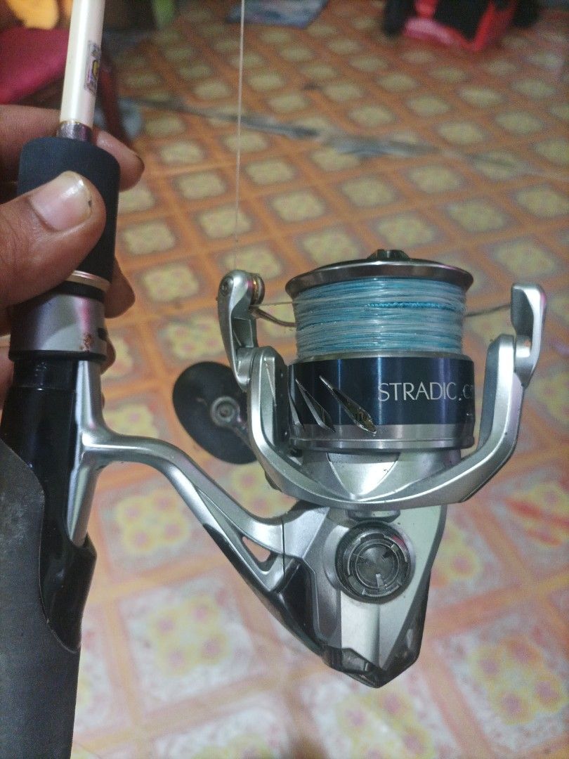 Stradic c5000 with expert graphite DEVIL JERKER PE3, Sports Equipment,  Fishing on Carousell