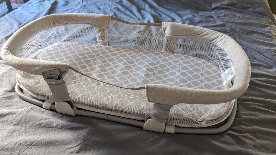 SwaddleMe by Your Side Sleeper Deluxe