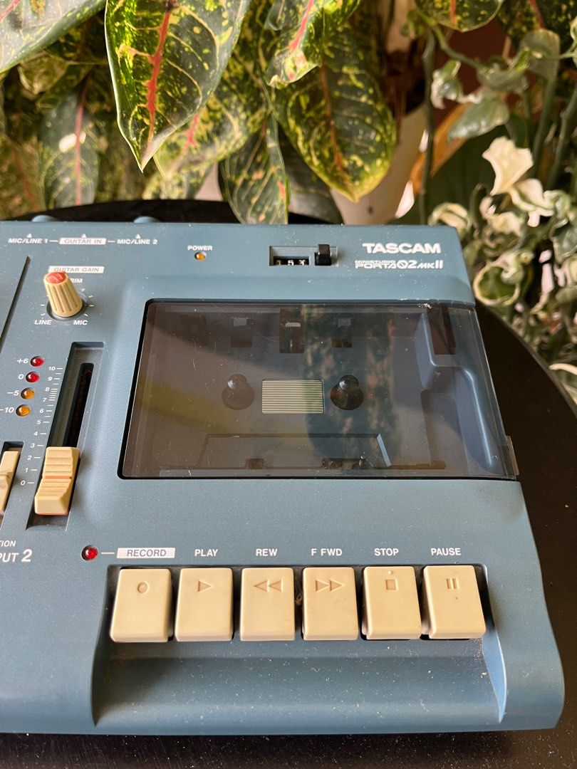 02 Mk II Tascam Porta 02 MKII MK2 MiniStudio 4-Track