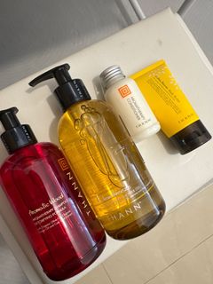 （分類：）位於 。 由 makeupbyana 提交（商品編號 1277441525，圖片 1）。簡介： 。