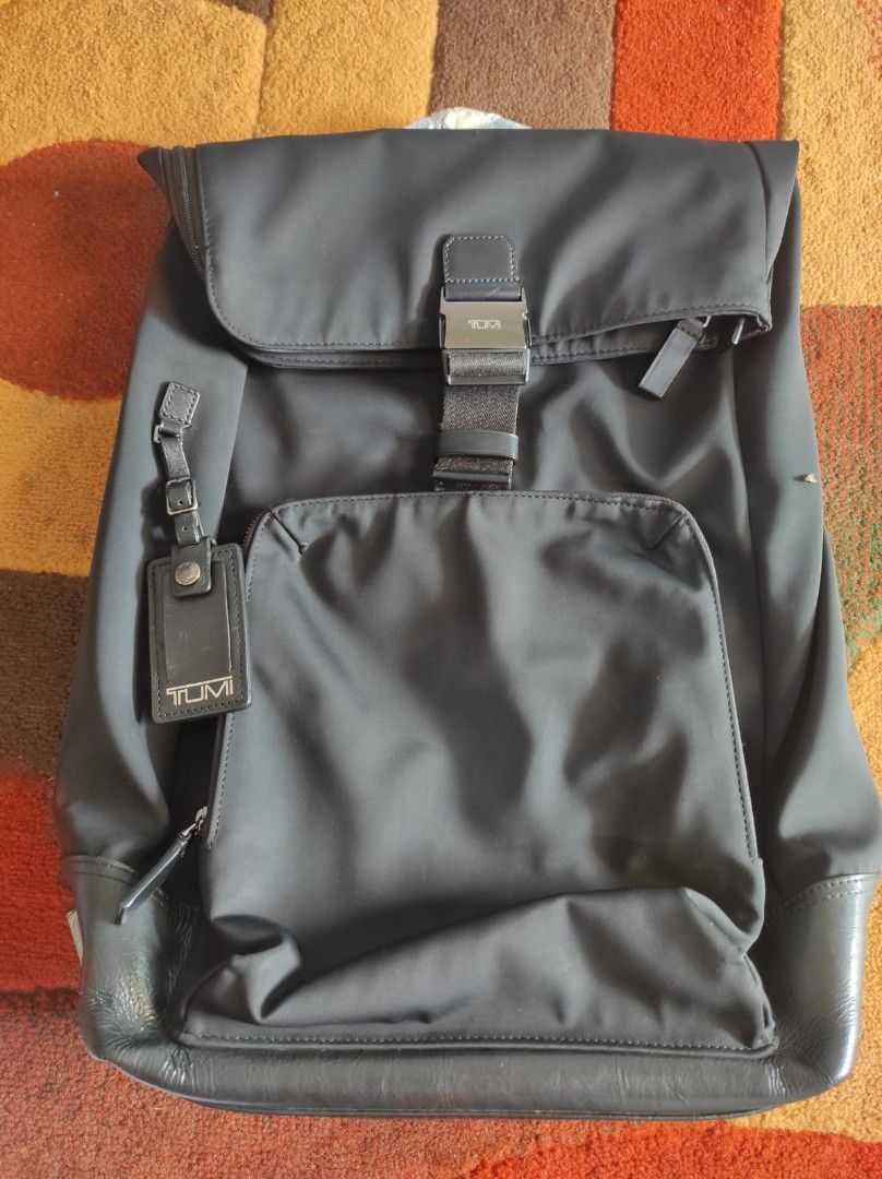 Tumi harrison oak 2nd Fesyen Pria Tas Dompet Ransel di Carousell