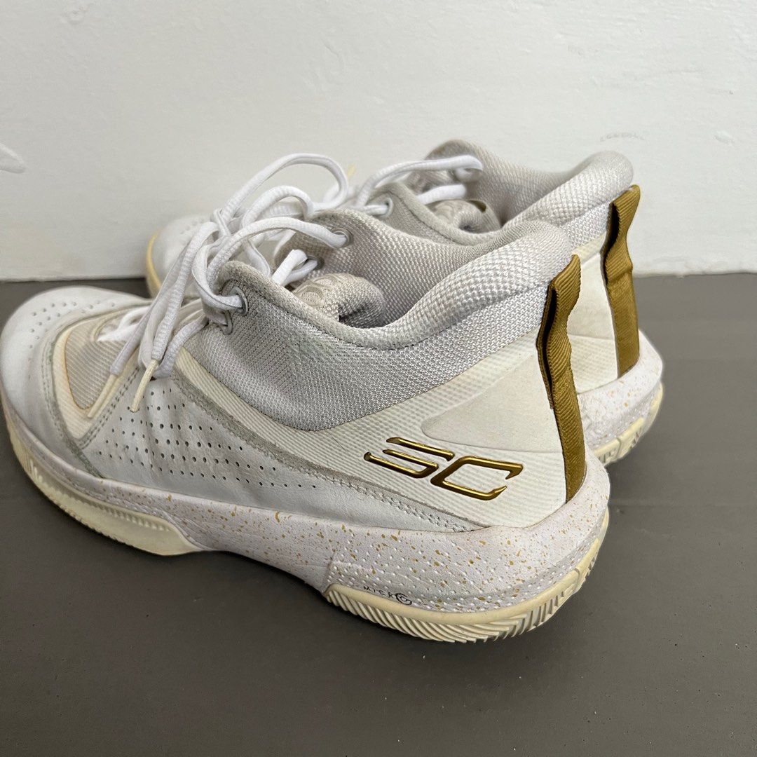 under armour SC30 IV basketball shoe Men s Fashion Footwear