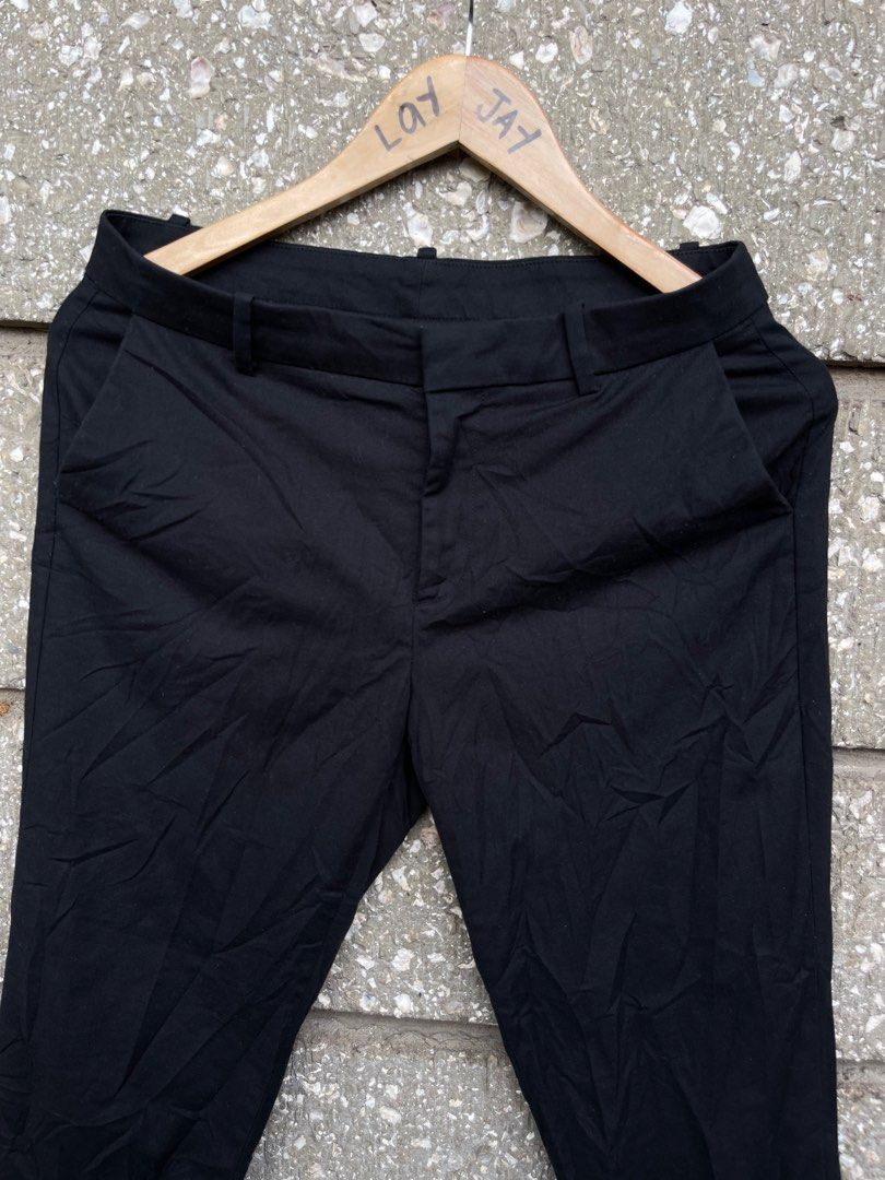 UNIQLO QuikDry Stretch Cropped Pants, Women's Fashion, Bottoms, Jeans ...