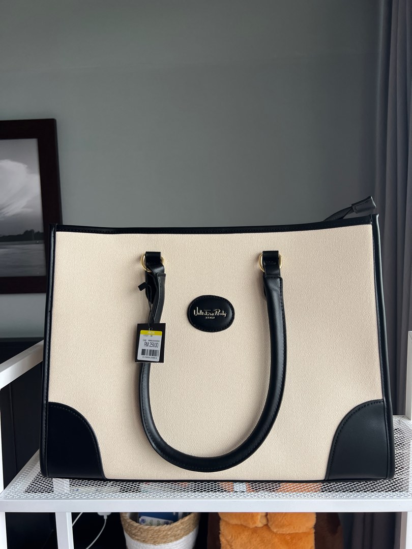 Valentino hot sale big bag