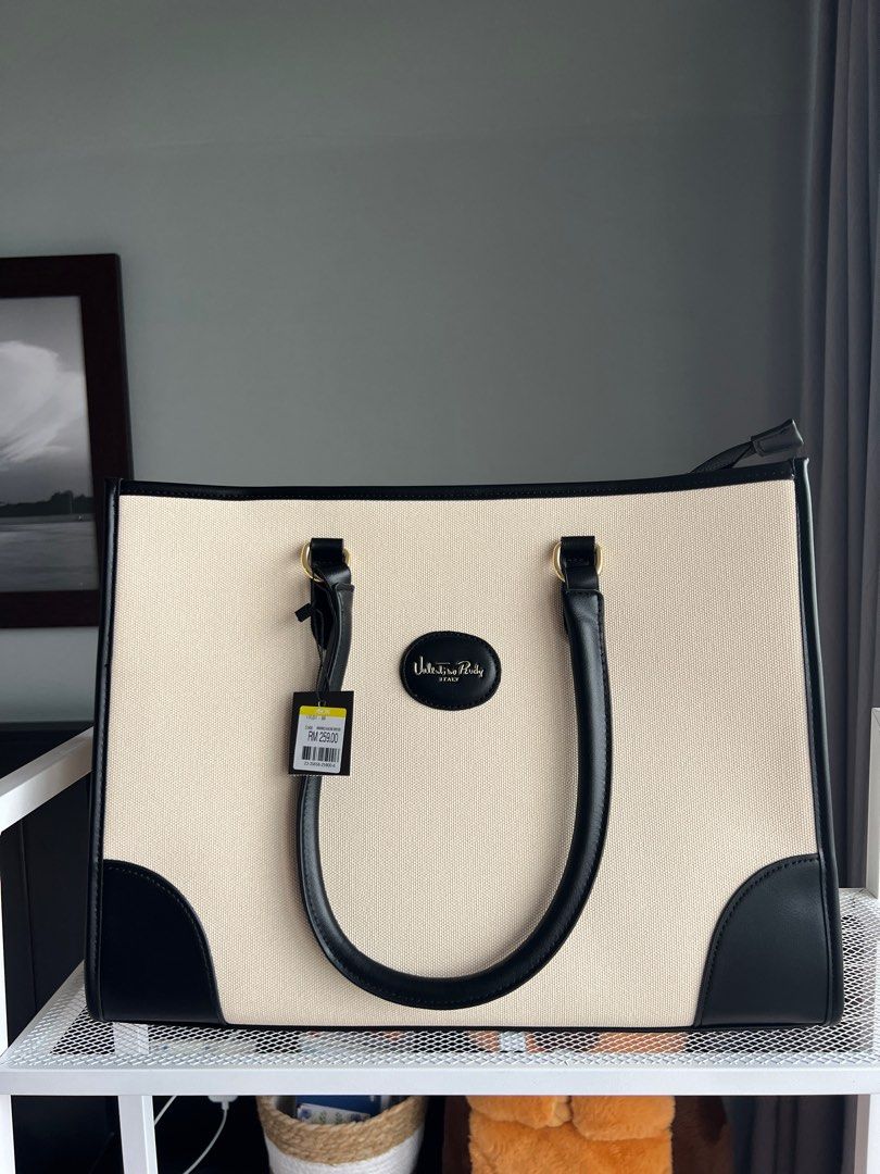 Valentino rudy 2025 trendy bag