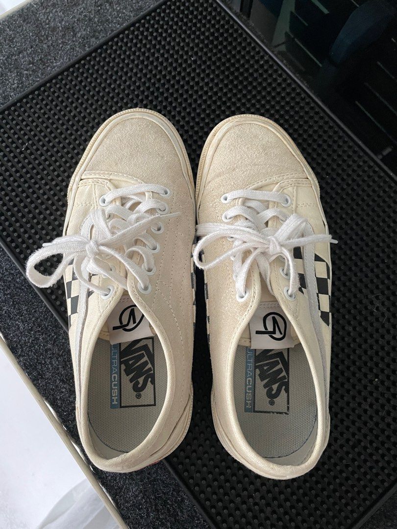 White and cream checkered vans sale