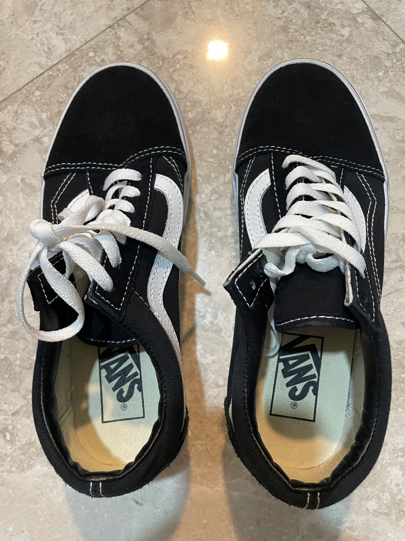 Black vans white tongue outlet